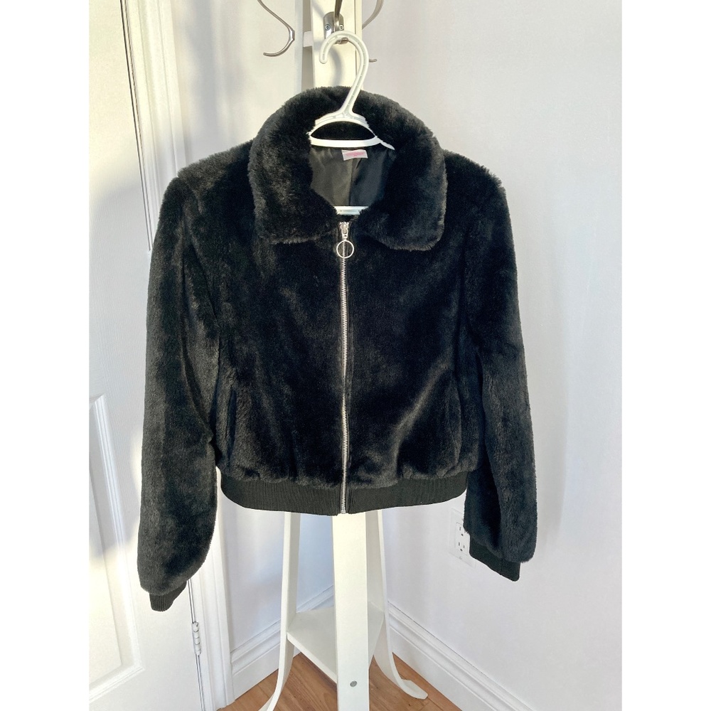Cropped Faux Fur Coat - Size Medium